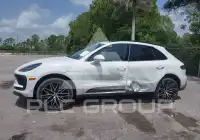 2026 Porsche MACAN photo