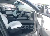2026 Tesla Model Y фото