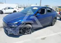 2026 Tesla Model Y фото