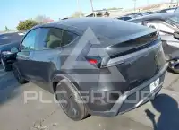 2026 Tesla Model Y фото