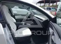 2026 Tesla Model Y фото