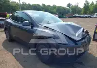 2026 Tesla Model Y фото