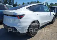 2026 Tesla Model Y фото