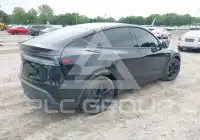 2026 Tesla Model Y photo