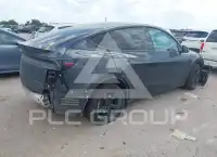 2026 Tesla Model Y фото