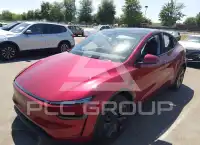 2026 Tesla Model Y фото