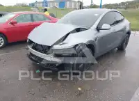 2026 Tesla Model Y фото