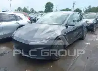 2026 Tesla Model Y фото