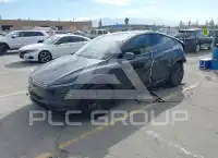 2026 Tesla Model Y фото