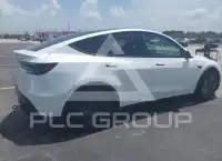 2026 Tesla Model Y фото