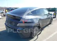 2026 Tesla Model Y фото