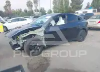 2026 Tesla Model Y фото