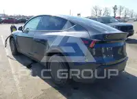 2026 Tesla Model Y фото