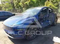 2026 Tesla Model Y фото