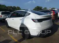 2026 Tesla Model Y фото