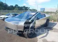 2026 Tesla Cybertruck photo