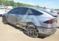 2026 Tesla Model X фото