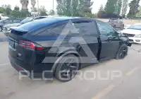 2026 Tesla Model X фото