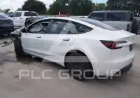 2026 Tesla Model 3 фото