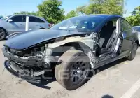 2026 Tesla Model 3 фото