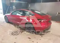 2026 Tesla Model 3 фото
