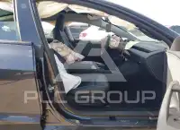 2026 Tesla Model 3 фото