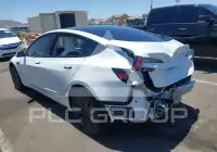 2026 Tesla Model 3 фото