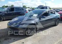 2026 Tesla Model 3 фото