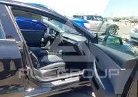 2026 Tesla Model 3 фото