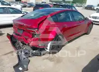 2026 Tesla Model 3 фото