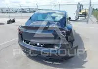 2026 Tesla Model 3 фото