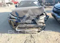 2026 Lexus UX фото