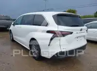 2026 Toyota SIENNA фото