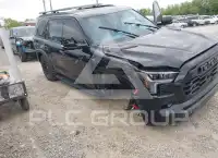 2026 Toyota SEQUOIA фото