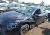 2026 Toyota CAMRY фото