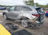 2026 Toyota Highlander photo