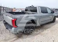 2026 Toyota TUNDRA фото