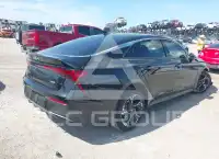 2026 KIA K5 фото