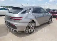 2026 Genesis GV70 photo