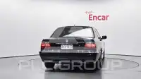 2000 BMW 735