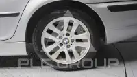 2001 BMW 320