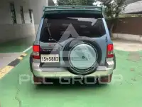 2004 Mitsubishi Pajero