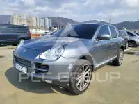 2004 Porsche Cayenne
