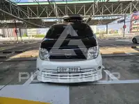 2004 Nissan Elgrand