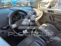 2004 Volkswagen BEETLE