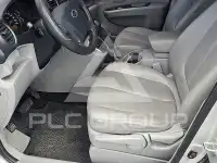 2008 KIA Carens