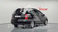 2008 KIA Carens