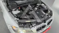 2009 BMW 320