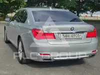 2010 BMW 740