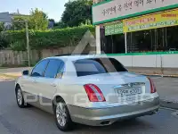 2010 KIA Opirus